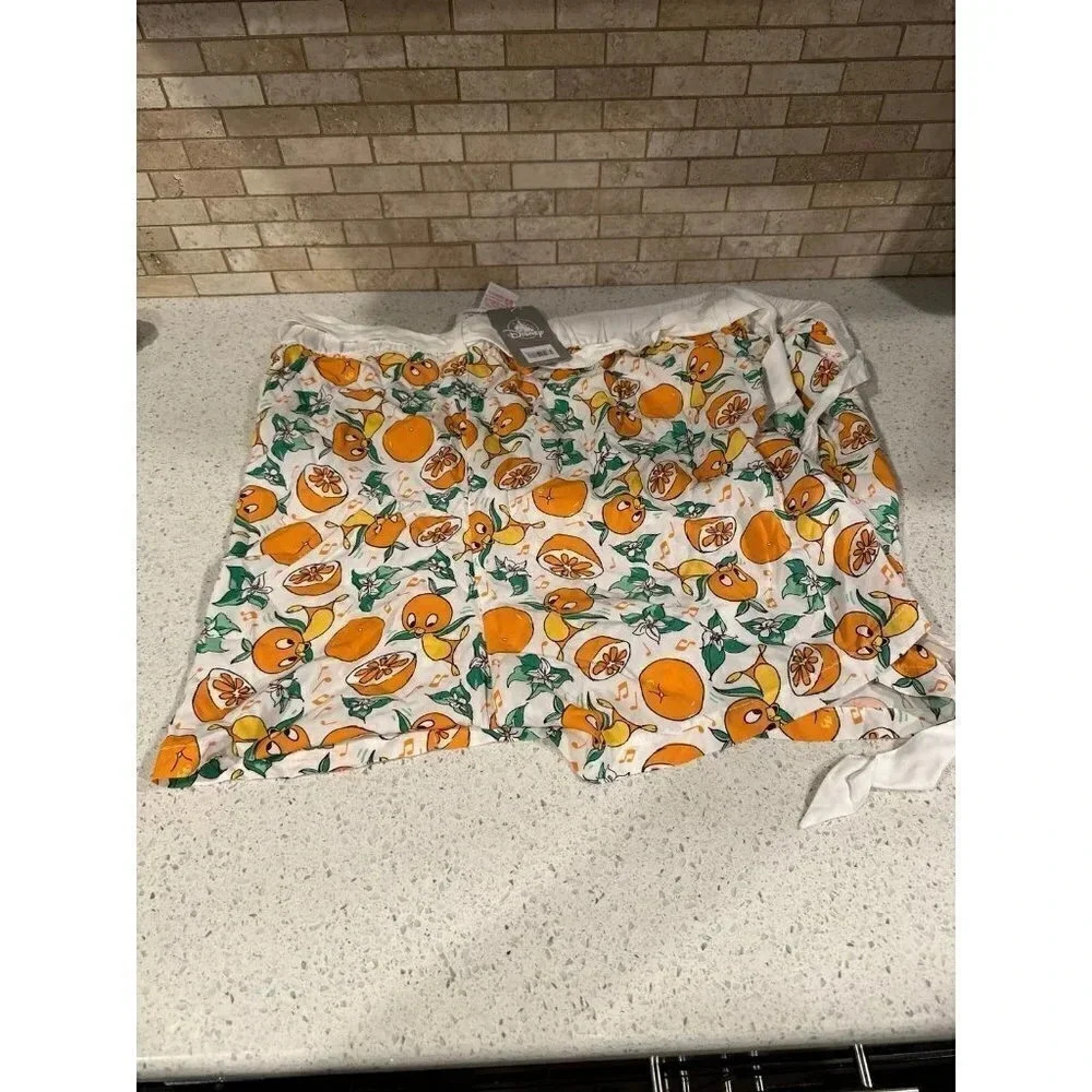 Nwt 2022 Disney Parks 50th Anniversary Vault Collection Orange Bird Shorts b12